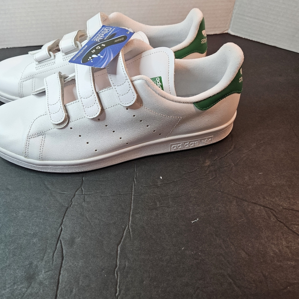 Stan Smith Velcro Adidas Shoes - Picture 4 of 8
